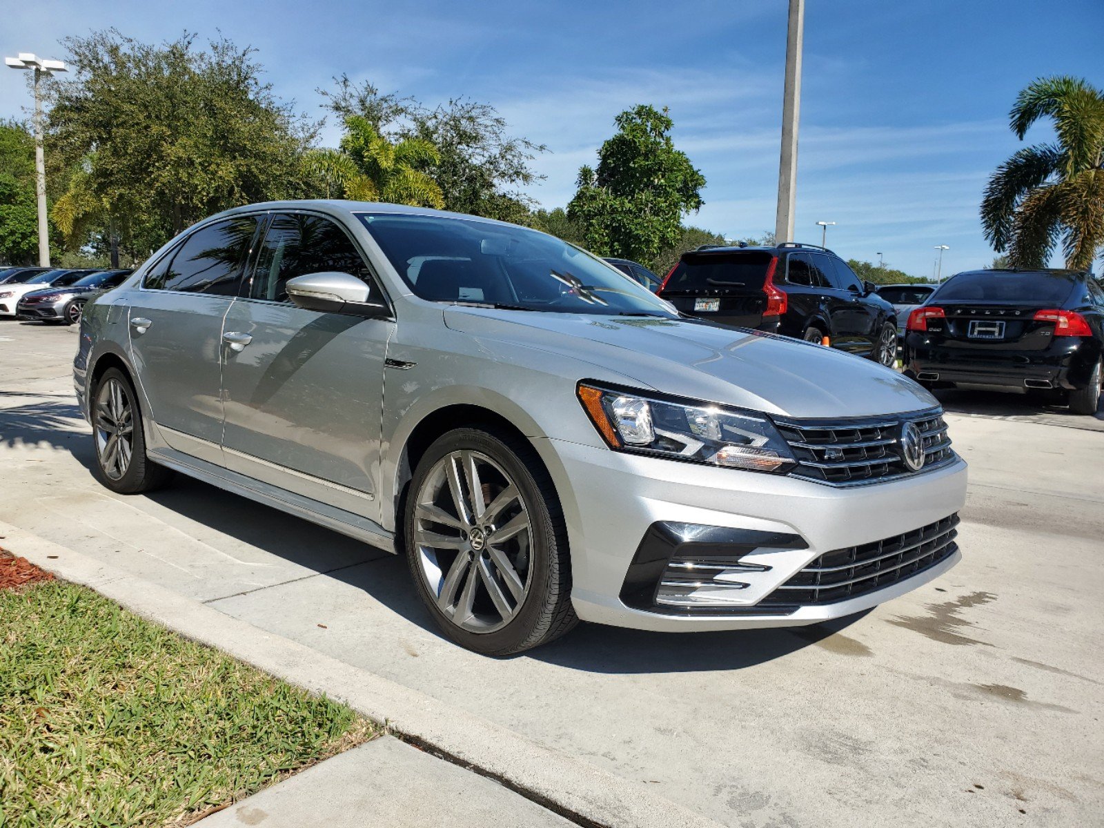 Certified Pre Owned 2017 Volkswagen Passat R Line W Comfort Pkg